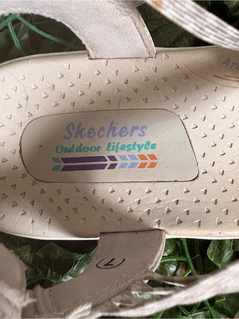 Skechers Women's Light Beige Strappy Comfort Sandals - Picture 2 of 4
